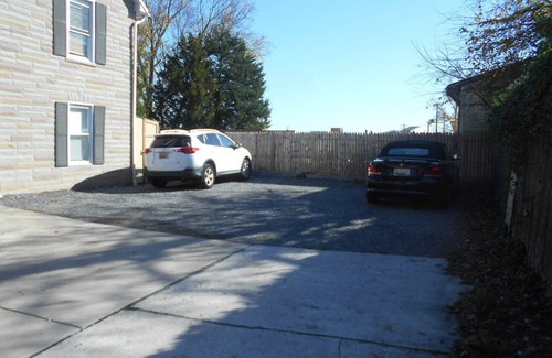 Catonsville House | Cozy house on quiet street, 1 block from downtown Catonsville.