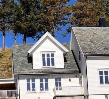 Giske House | Cozy house with sea view