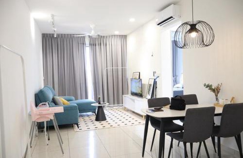 Taman P Ramlee Apartment | COZY KenwingstonThe platz Trail 3BR&2BR For 8PAX wifi free Parkin nice view 1902