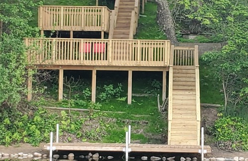 Delton Cabin | Cozy lake cabin in Delton Michigan, heat, air and wifi.