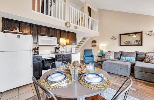 Table Rock Condo | Cozy Lake Front Condo