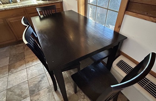 Stover Cabin | Cozy Lake-front Log Cabin in a large quiet cove w/Kayaks