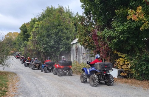 Tweed Resort | Cozy Lakeside Cottages, Boat, Kayak&SUP Rentals, and Pet-Friendly Accommodations