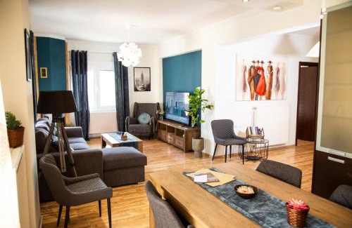 Maniakoi Apartment | Cozy Like Home