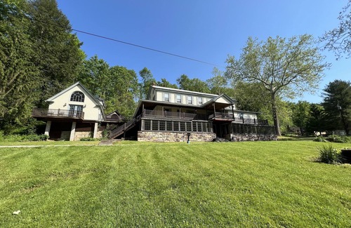 Elliottsburg Cabin | Cozy little cabin with creek access. Great for fishing or tubing!