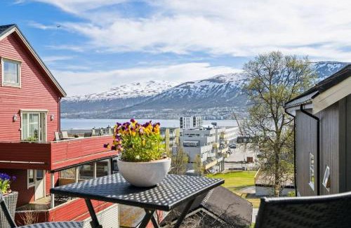 Tromso Apartment | Cozy little house in Tromsø city
