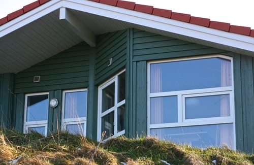 Kosel House | Cozy lodge on a hillside with Schleiblick | Sauna | Fireplace | Free Wi-Fi