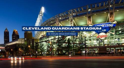 Downtown Cleveland Apartment | Cozy Loft near Playhouse Sq, Rock Hall, Clinic, CSU