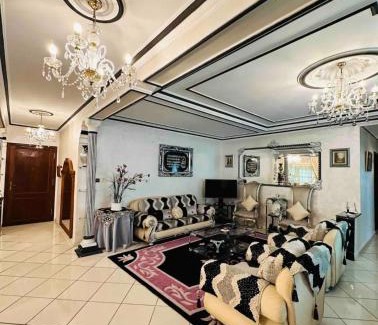 Quartier Mozart Apartment | Cozy & Lxurious apartment in the City center & beach wifi