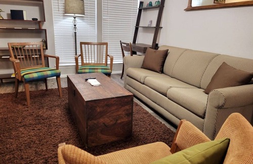 Government Hill Apartment | Cozy Midtown Apartment, King Bed