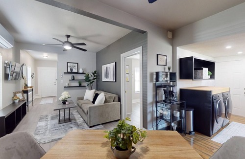 Uptown House | Cozy, modern home to get away!
