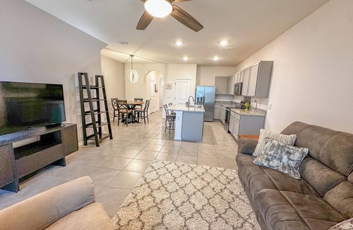 Wildwood House | Cozy Modern Townhome Convenient to Everything