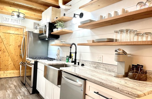 Alpine Village Cabin | Cozy MTN View Cabin-Ski Wolf Creek 22 miles Fire Pit-WiFi-Dog Friendly!