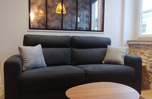 Old Lyon Apartment | Cozy n'est in the heart of Vieux-Lyon
