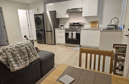 Maple Ridge House | Cozy NEW basement suite located in beautiful Silver Valley, Maple Ridge