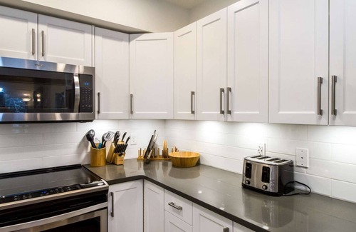 Revelstoke Condo | Cozy, New condo with Great Location only 2 minute drive to the ski resort