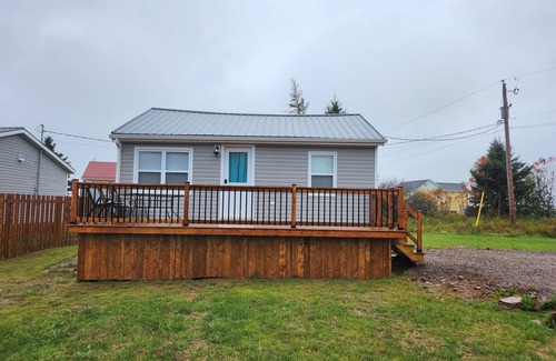 York Cottage | Cozy North Shore two bedroom cottage
