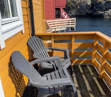 Nautnes Apartment | Cozy Oceanfront Escape