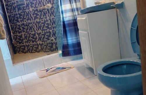 Alta Vista Bed & Breakfast | Cozy one bedroom, air conditioned, WiFi and pool.