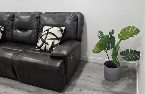 Edmonton House | Cozy One Bedroom BSMT Apa