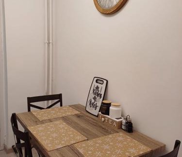 Craiova Apartment | Cozy Place