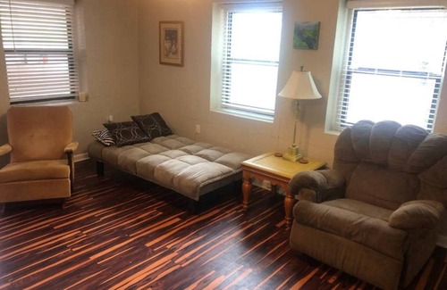Tallahassee House | Cozy place to call home. #3