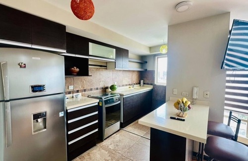 Cuenca Apartment | Cozy private apartment [SUITE] with WiFi, amazing top view in charming Cuenca