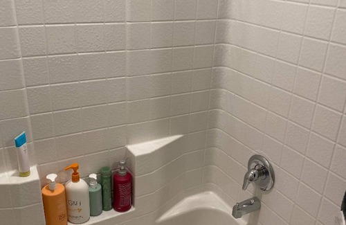 Fort Worth House | Cozy Private Bedrooms in Fort Worth – Perfect for Short & Long-Term Stays!