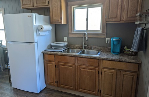Bethel House | Cozy private country setting - 15 miles from Woodstock