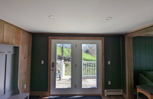 Bethel House | Cozy private country setting - 15 miles from Woodstock
