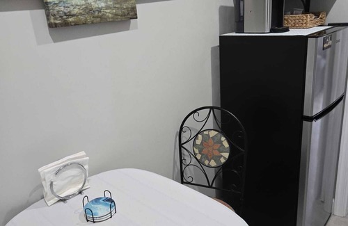 Springfield Apartment | Cozy Private studio. Pet-Friendly. Conveniently located. Access 395, 495 and I95