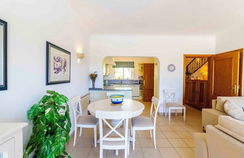 Meia Praia Cottage | Cozy quiet cottage at the Meia Praia beach, close to the village of Lagos