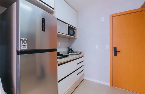 Caminho das Arvores Apartment | Cozy Retreat in the Heart of Caminho das Árvores