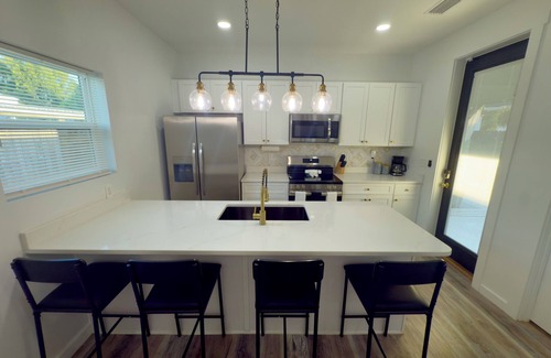 Panama City House | Cozy Retreat with Hot Tub & Pool Table