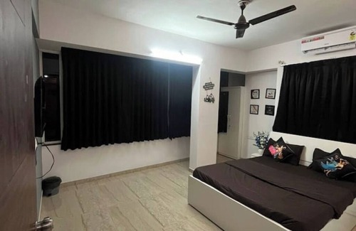 Koregaon Park Apartment | Cozy Riverview 1Bhk House in koregaon park