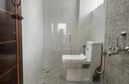 Electronics City Apartment | Cozy Room 1Bhk with Lift 502