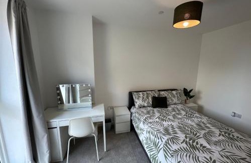 Thames House | Cozy room in luxury shared apartment