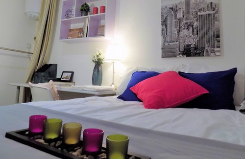 Gamston House | Cozy Room with private showeroom near Uni