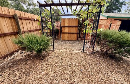 Clearlake Other | Cozy RV Farm Stay Near AHCL Hospital with Hot Tub, Free Wi-Fi & Coffee