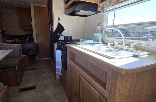 Forks House | Cozy RV in the Middle of Forks 3 blocks from main Street