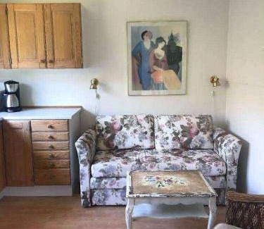 Nykobing Sjaelland House | Cozy Small Cottage In Nykøbing Sjælland