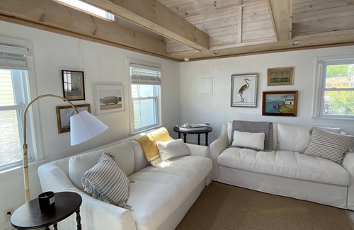 Wildwood Crest Cottage | Cozy standalone bungalow in Wildwood Crest!