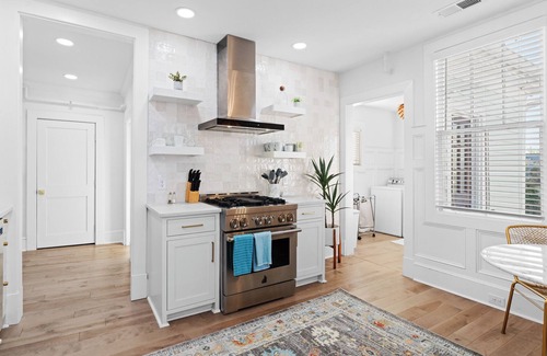 Cannonborough Elliotborough House | Cozy Stay by King St - New Luxury Home, 11 Bedrooms 7 Bathrooms