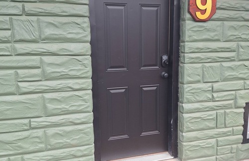 Front Royal Apartment | Cozy studio close to Skyline Drive, Hiking, and Main Street.