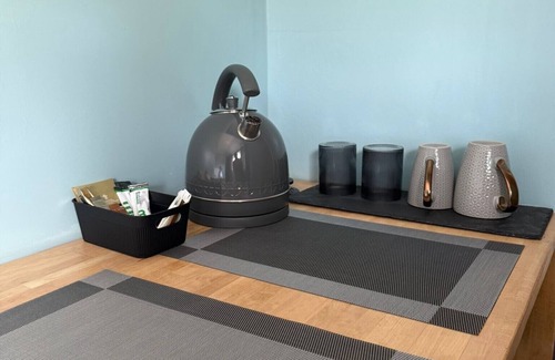 Birmingham Apartment | Cozy Studio in Birmingham, Kingstanding