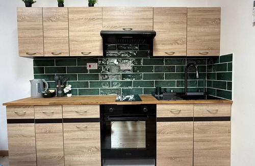 Birmingham Apartment | Cozy Studio in Birmingham, Kingstanding