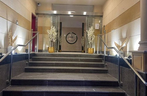 Riyadh Apartment | Cozy studio in enjoyable Riyadh with WiFi, AC