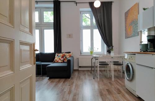 Friedrichshain Apartment | Cozy studio in Friedrichshain, 4 quiet guests only