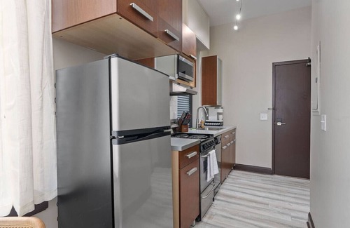 Short North Apartment | Cozy Studio in Heart of Downtown Columbus