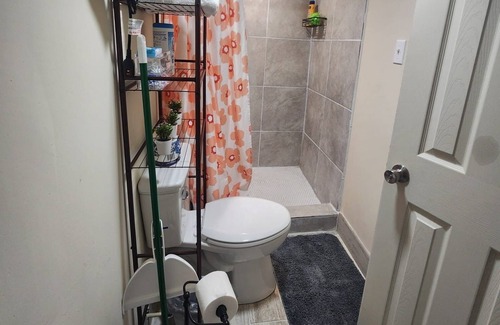 Sugar Hill Apartment | Cozy Studio in Superb Sugar Hill with WiFi, AC